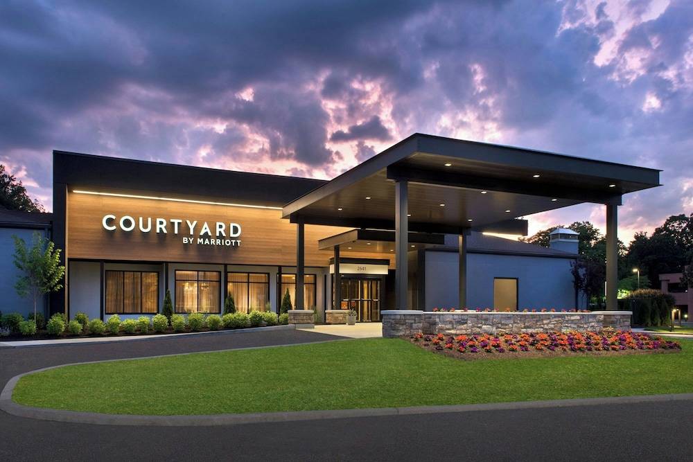 Courtyard by Marriott Poughkeepsie 1