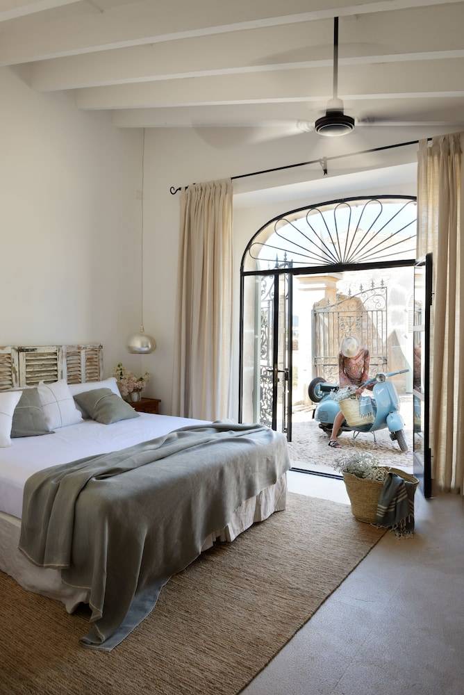 Cal Reiet Holistic Retreat 1