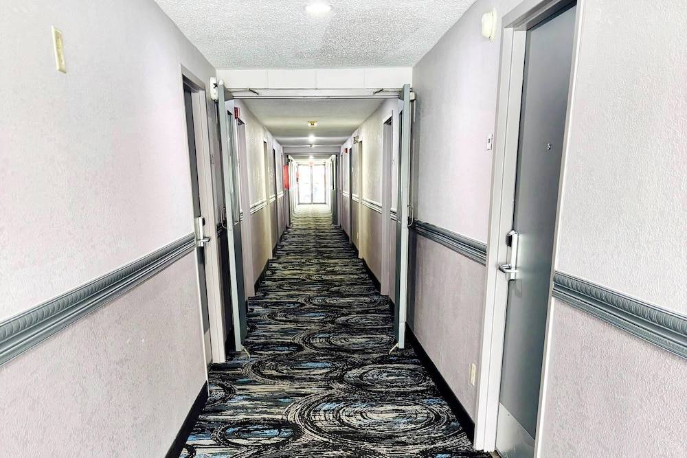 Quality Inn Raynham - Taunton 2