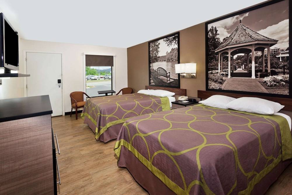 Super 8 by Wyndham Ringgold Chattanooga Area 1