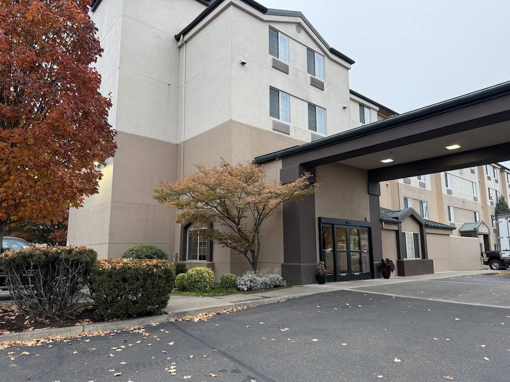 SureStay by Best Western Roseburg 1