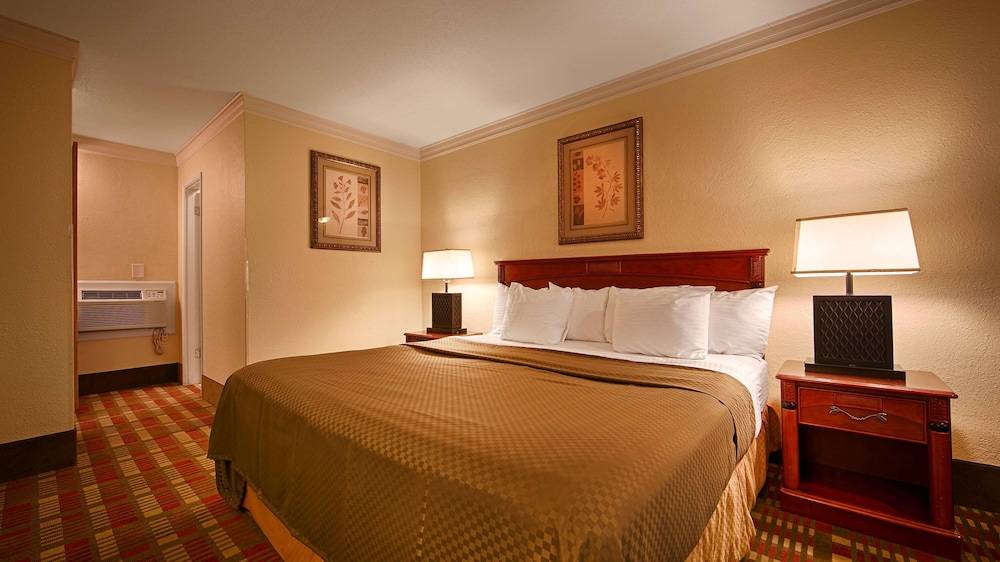 Best Western Garden Villa Inn 1