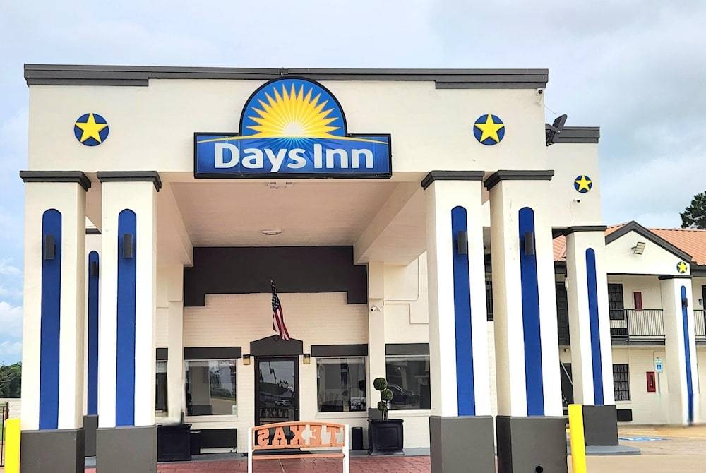 Days Inn by Wyndham Orange 1
