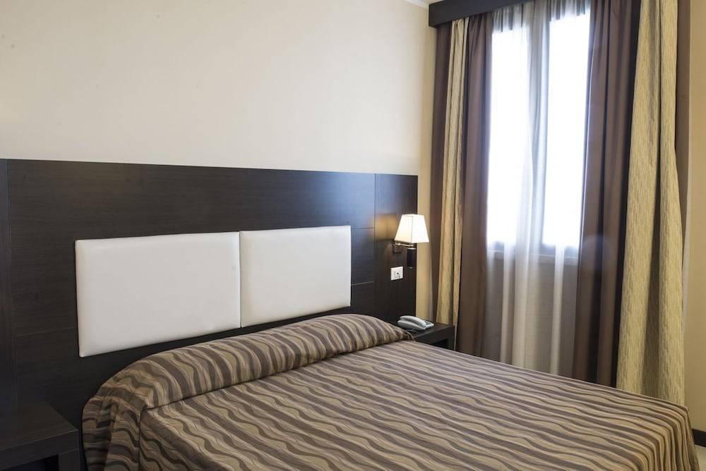 Hotel Corte Business 2