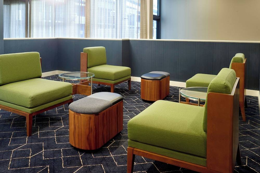 Courtyard by Marriott Birmingham Homewood 2