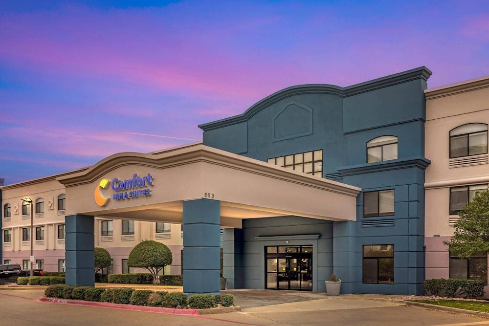 Comfort Inn & Suites Irving Las Colinas DFW 1