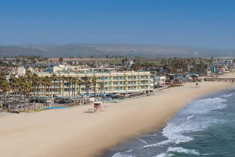 Pier South Resort, Autograph Collection 1