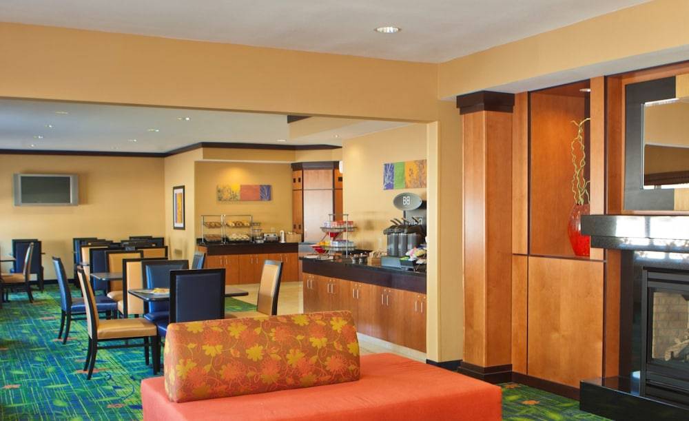 Fairfield Inn & Suites Joliet North/Plainfield 2