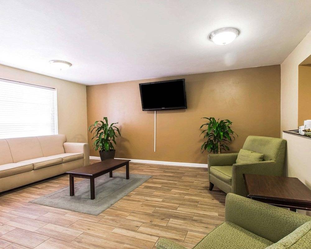 Quality Inn Kingsland 2