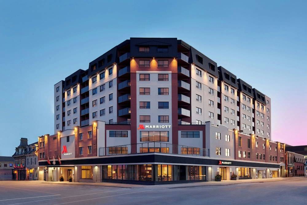 Kingston Marriott Hotel 1