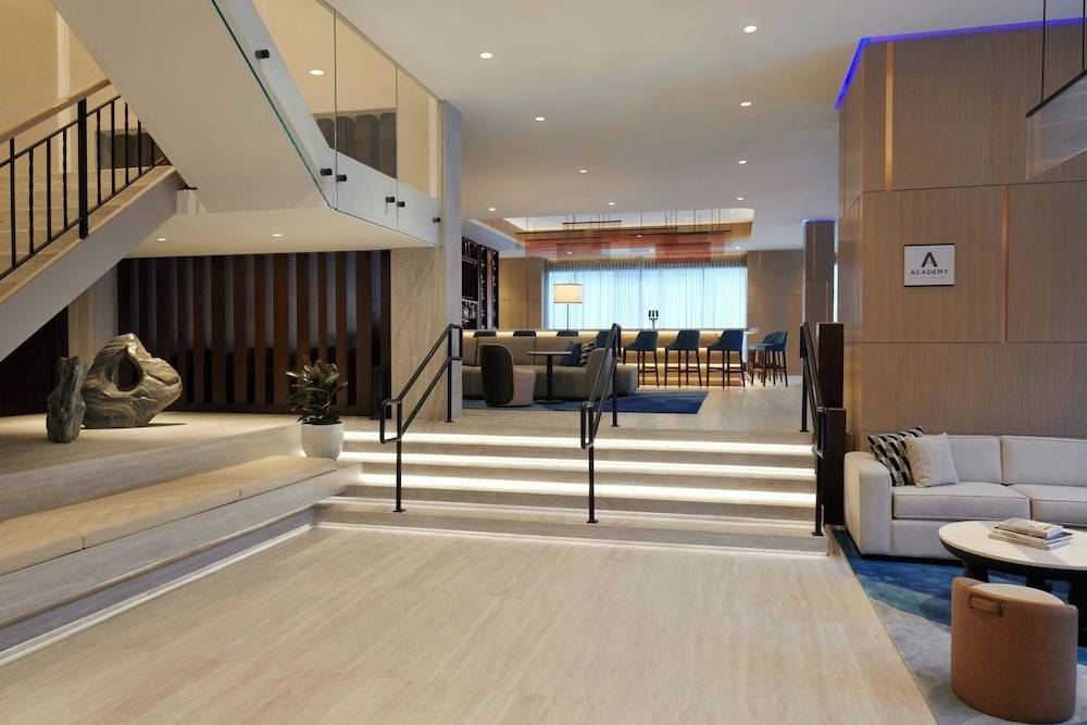 Kingston Marriott Hotel 2