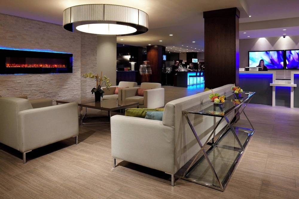 Delta Hotels by Marriott Kingston Waterfront 2