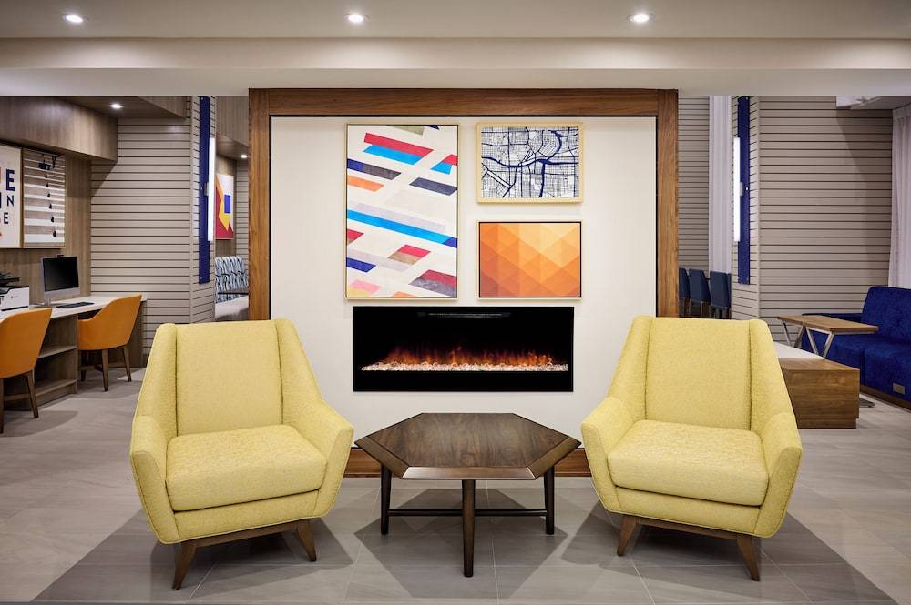 Holiday Inn Express & Suites KITCHENER SOUTHEAST by IHG 2