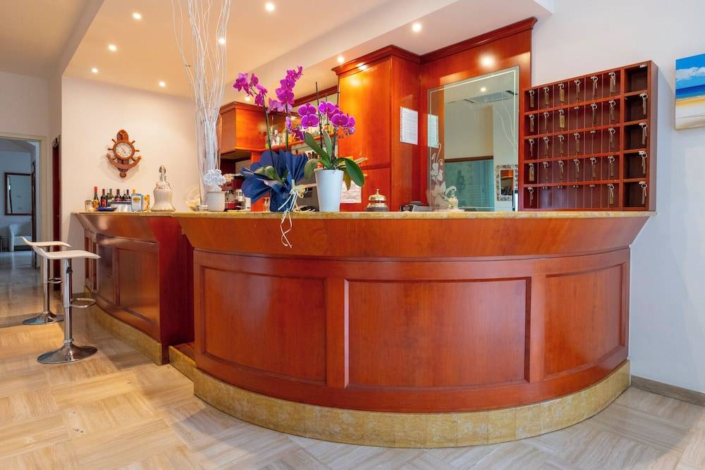 Hotel Negresco 2