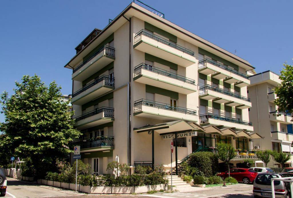 Hotel Viscount 2