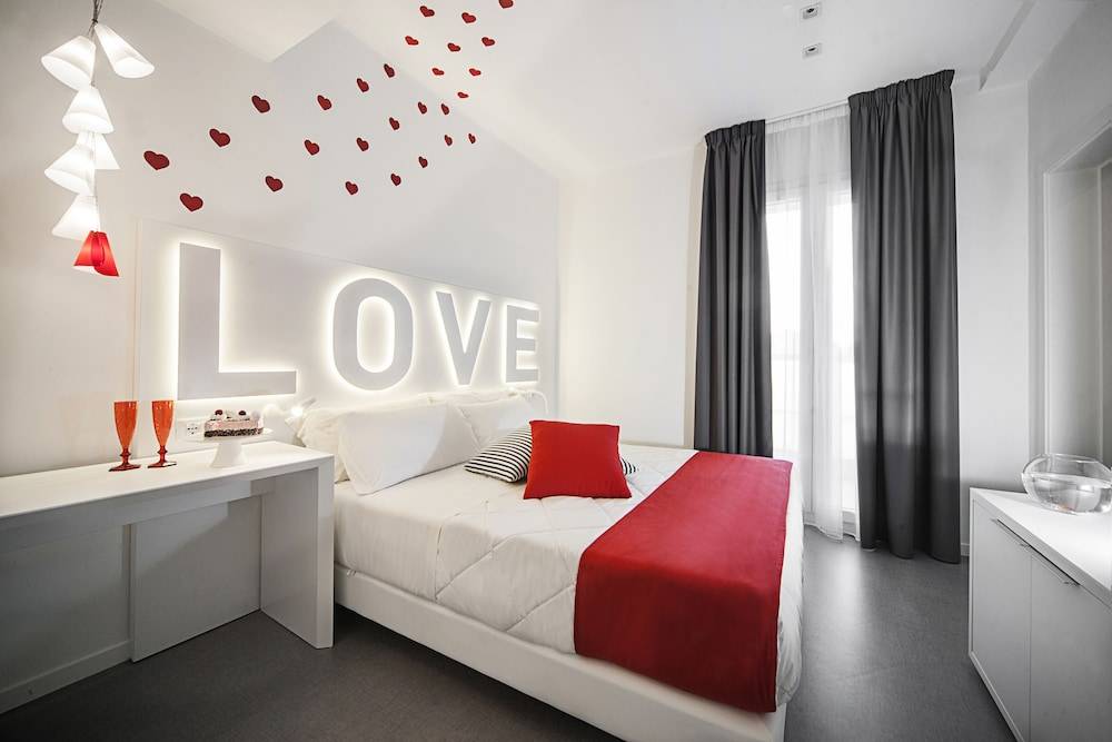 Love Boat Hotel - Smart & Glamour 1