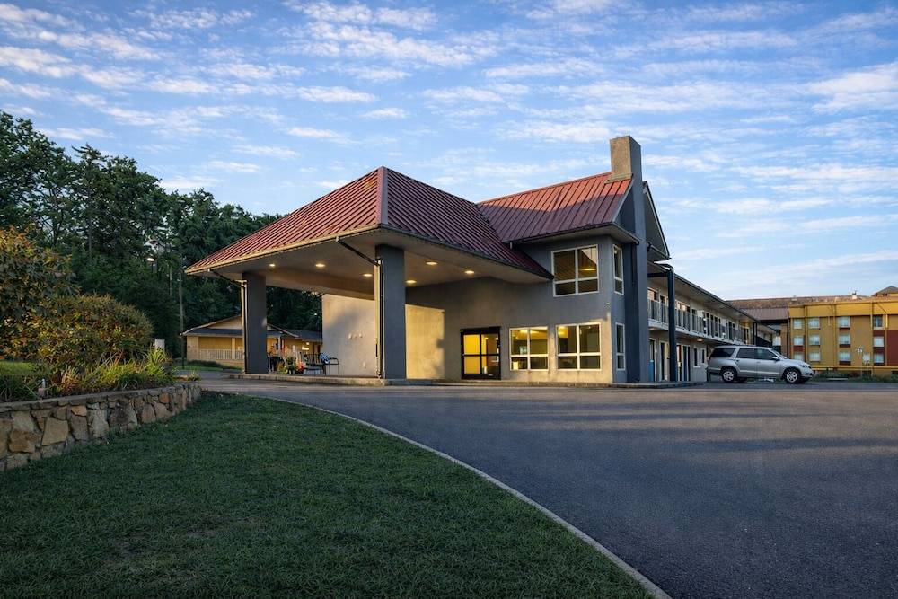 Quality Inn Kodak Sevierville 1