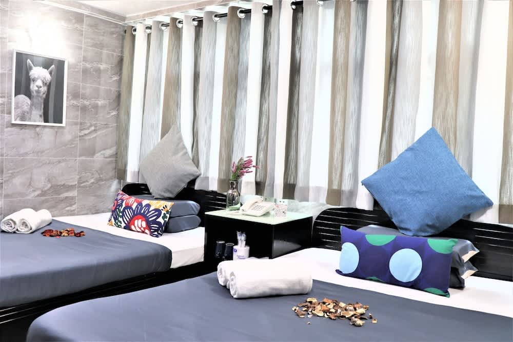 W's Lounge 1