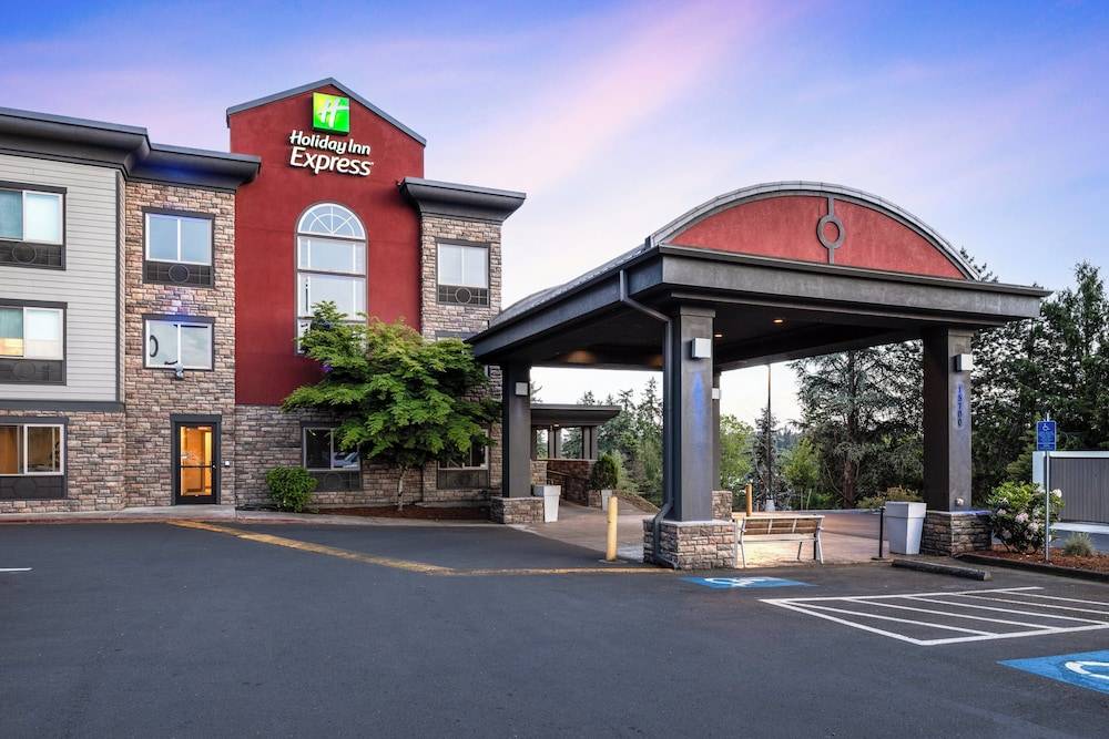Holiday Inn Express PORTLAND SOUTH - LAKE OSWEGO by IHG 1