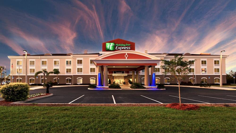 Holiday Inn Express LAKE WALES N-WINTER HAVEN by IHG 1