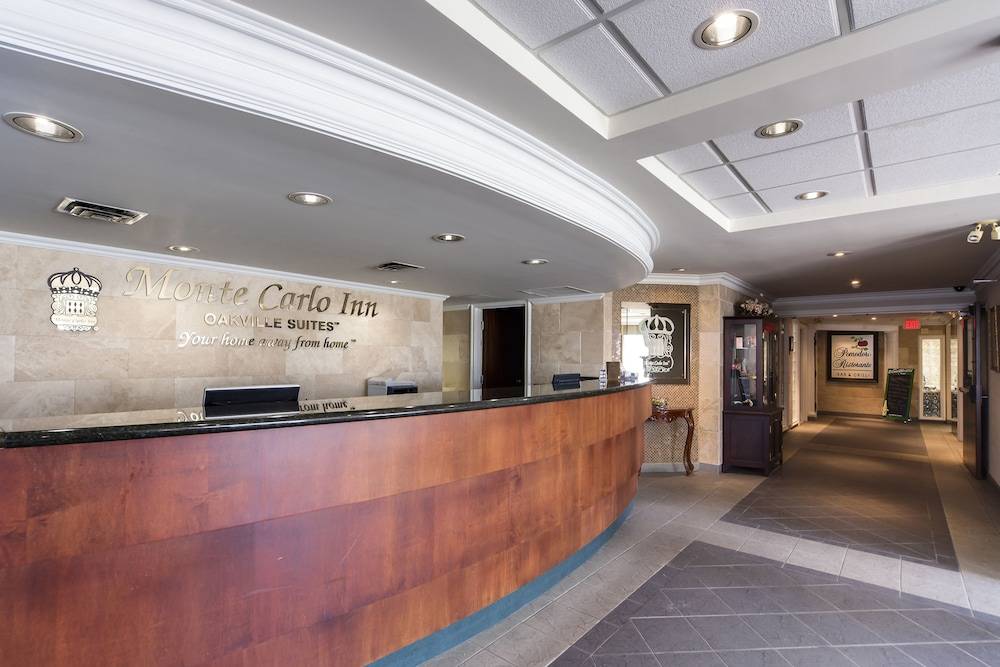 Monte Carlo Inn Oakville Suites 2