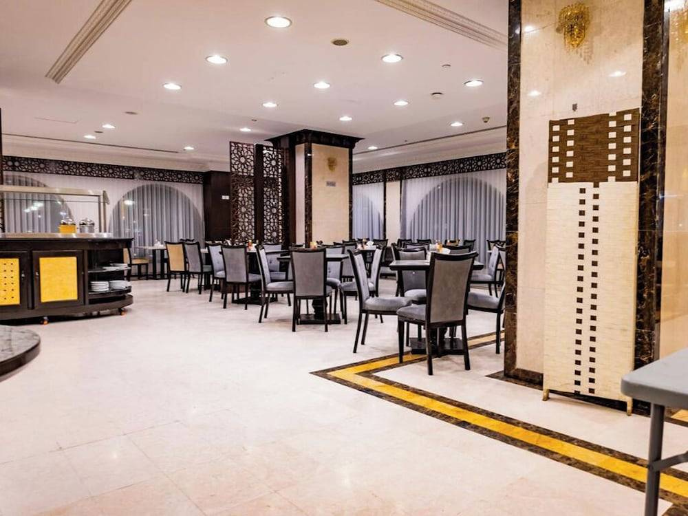 Al Mukhtara International Hotel 1