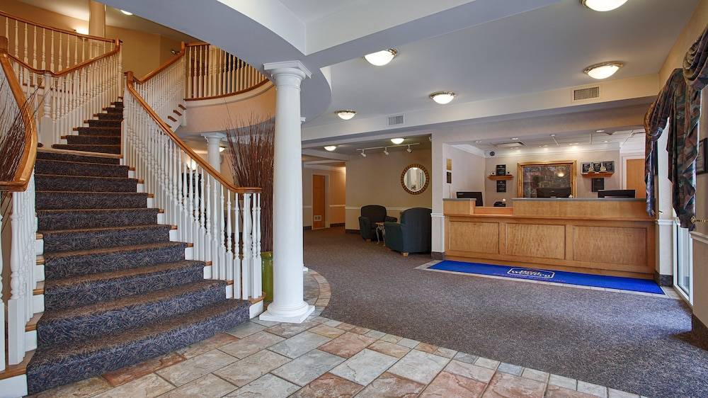Best Western PLUS Executive Court Inn & Conference Center 2
