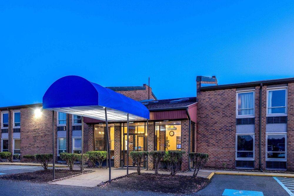 Days Inn by Wyndham Manassas Battlefield 1