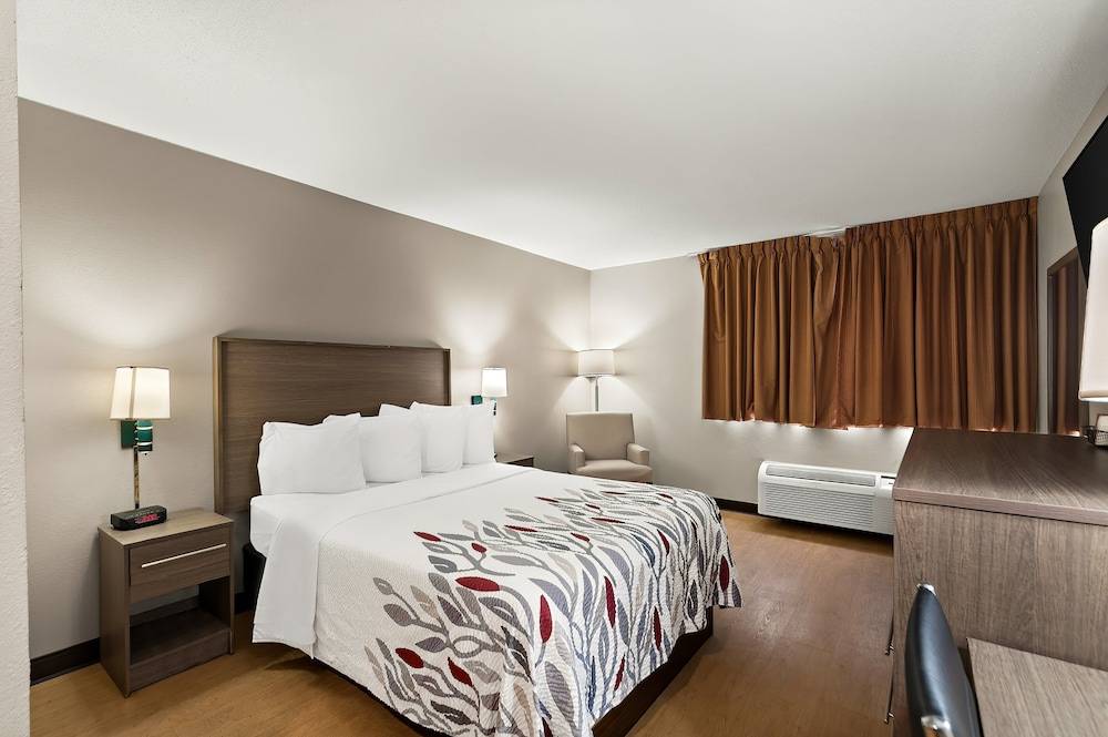 Red Roof Inn Martinsburg 1