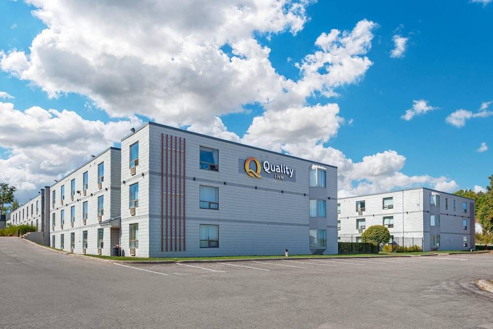 Quality Inn & Conference Centre 1