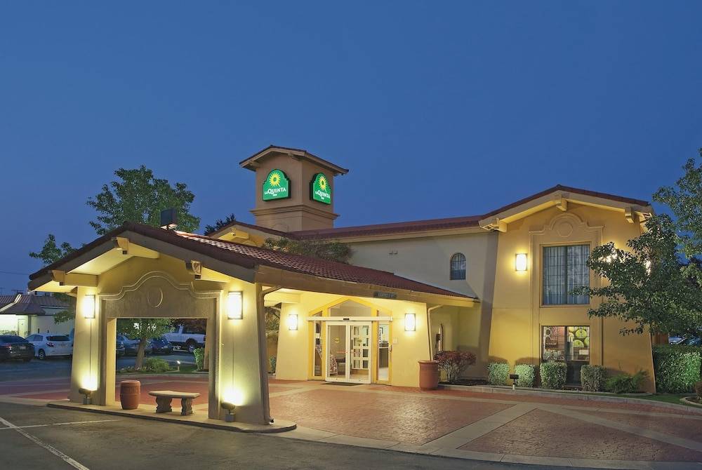 La Quinta Inn by Wyndham Salt Lake City Midvale 1