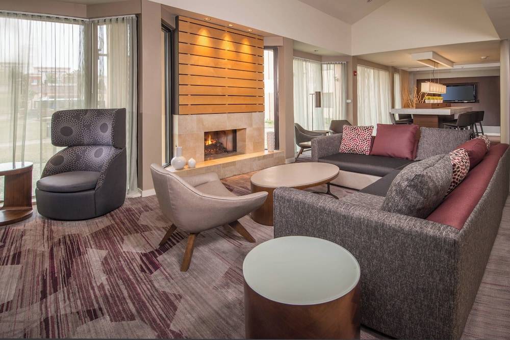 Courtyard By Marriott Baltimore BWI Airport 1