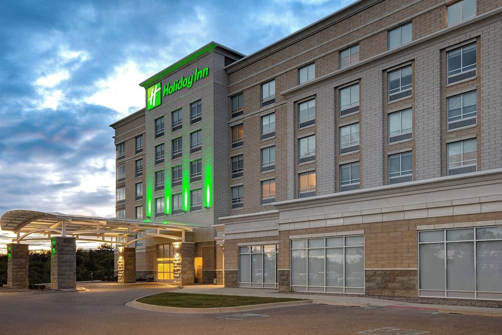 Holiday Inn DETROIT NORTHWEST - LIVONIA by IHG 1