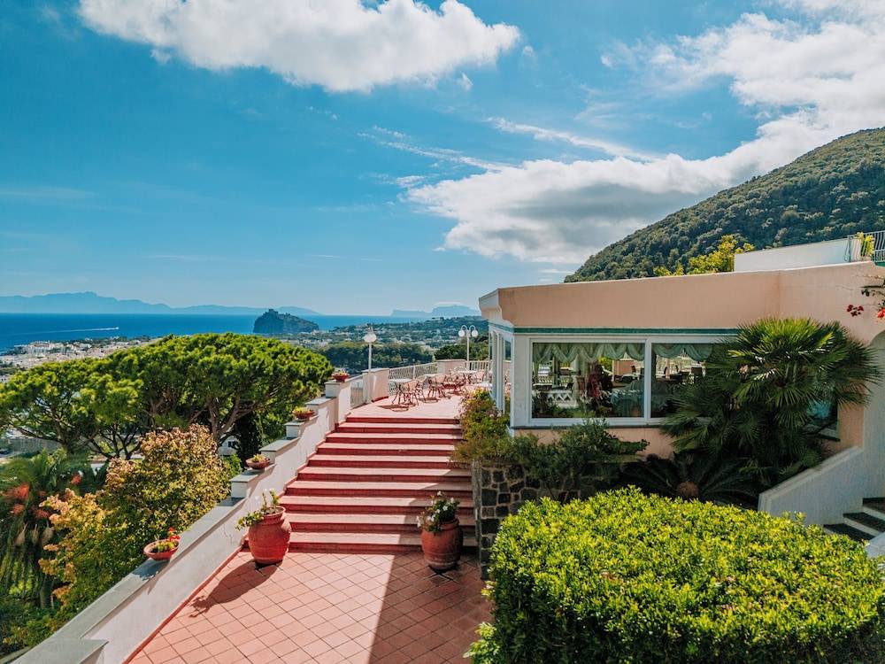 Hotel Villa Ireos 1
