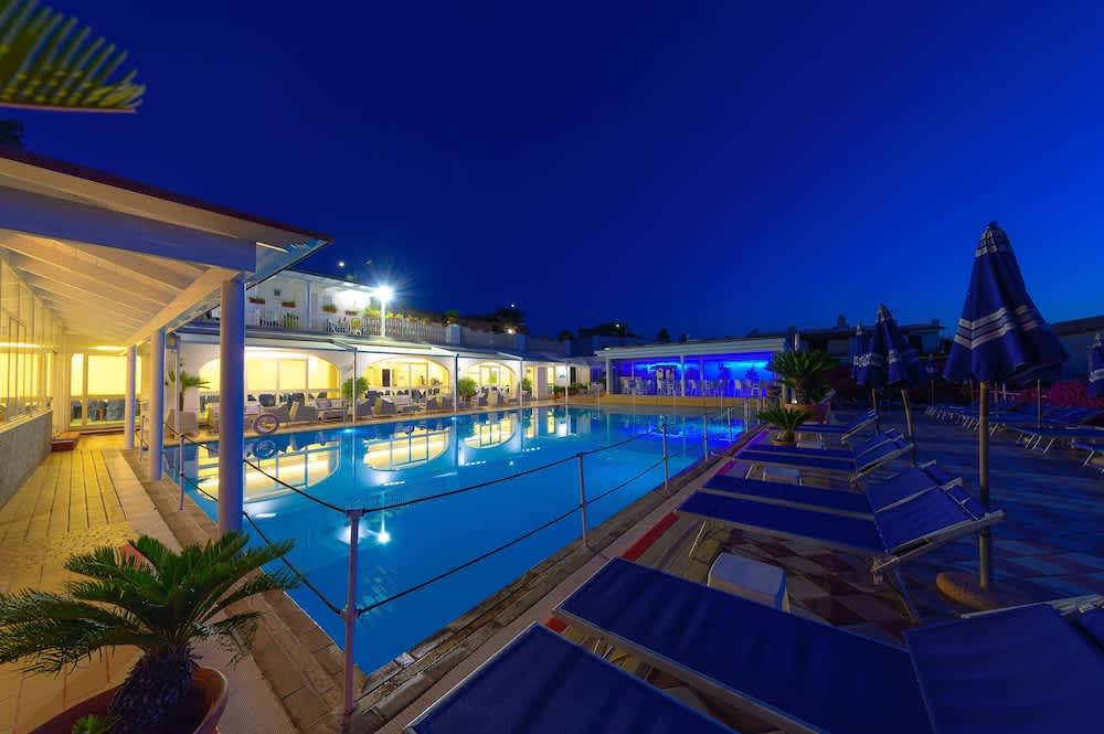 Hotel Parco Cartaromana 2