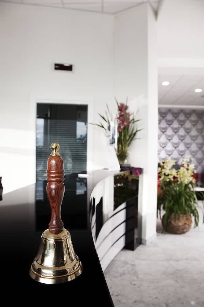 S Hotel 2