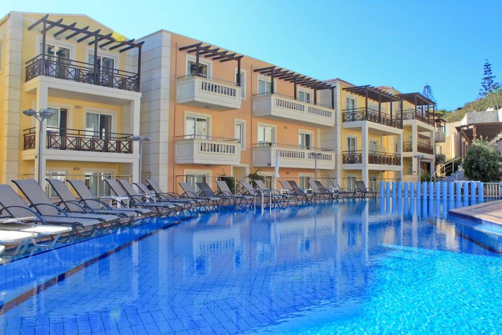 Porto Kalamaki Hotel 1