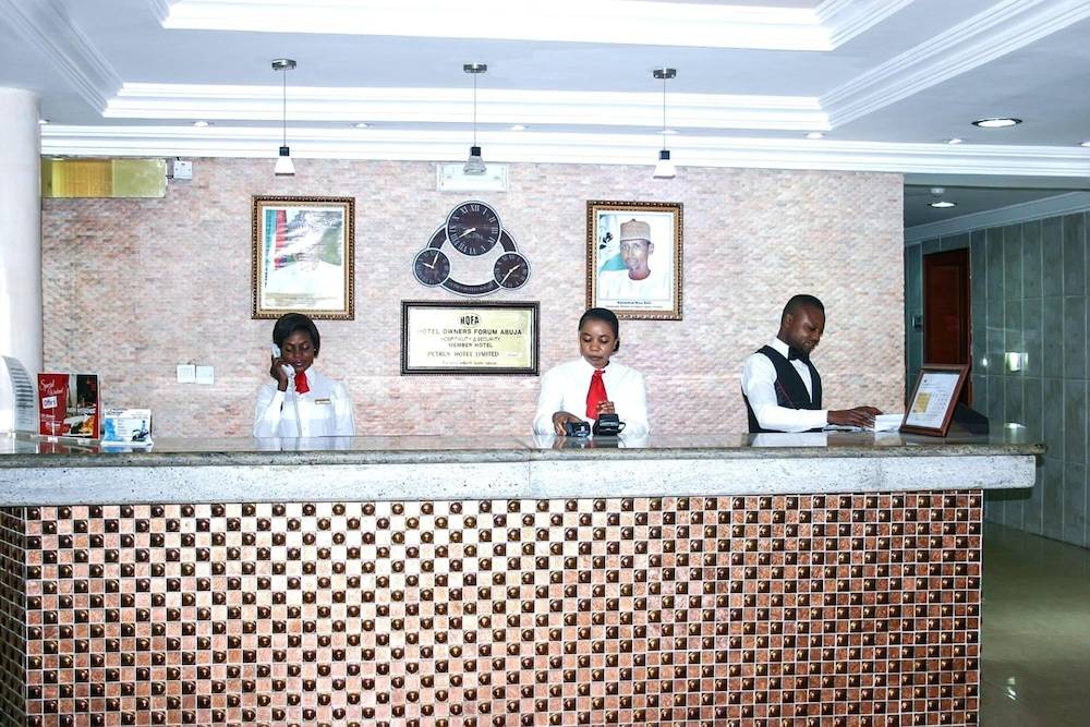 Petrus Hotels Royale 2