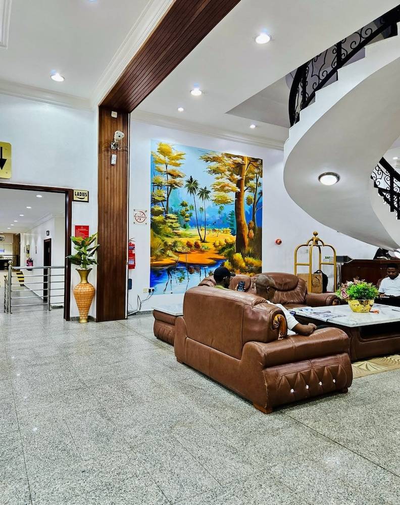 Reiz Continental Hotel, Abuja 2