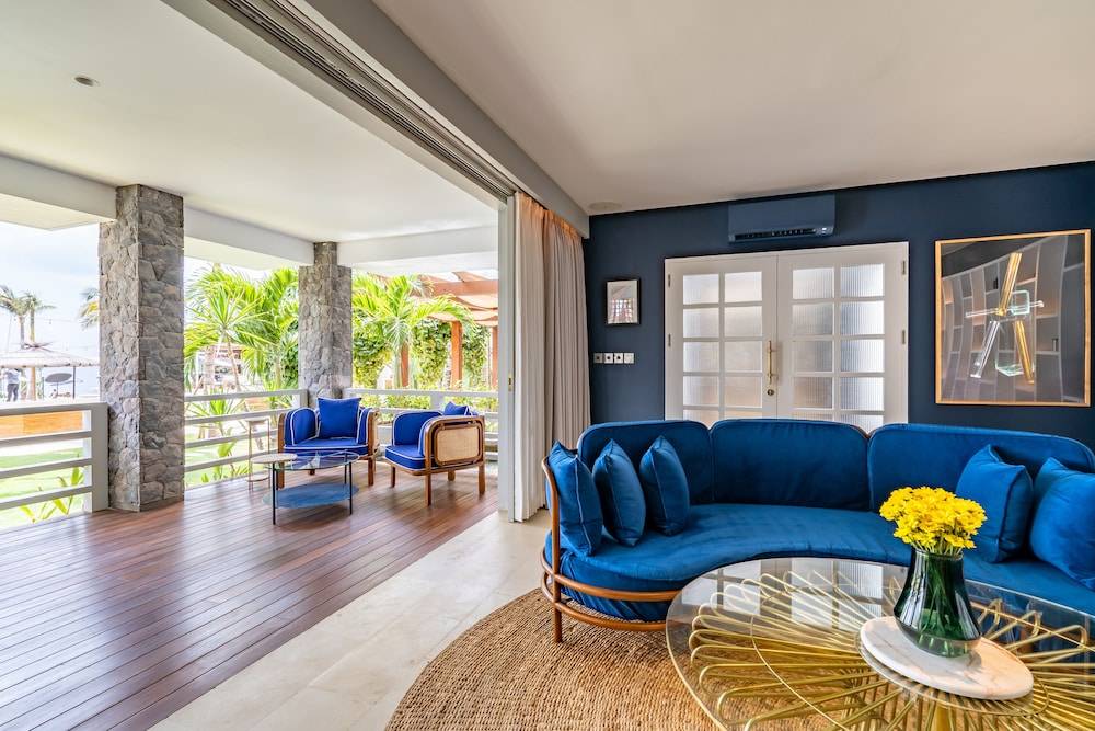 Ulu Cliffhouse - Adults Only 2