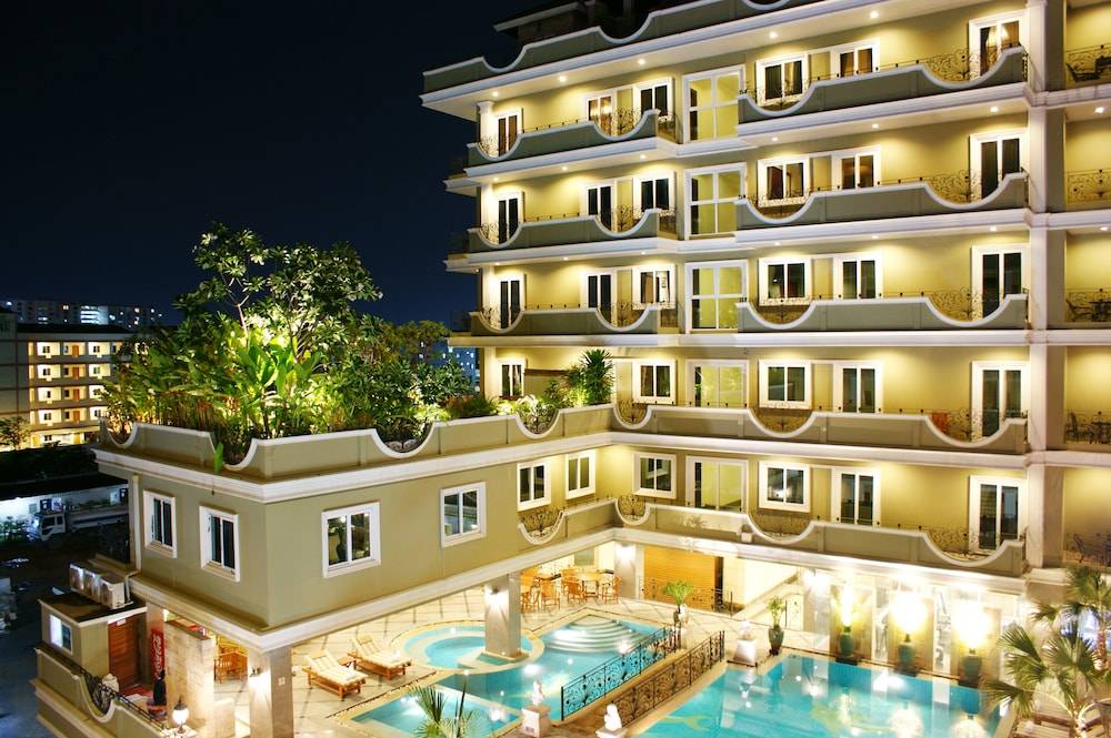LK Royal Suite 1