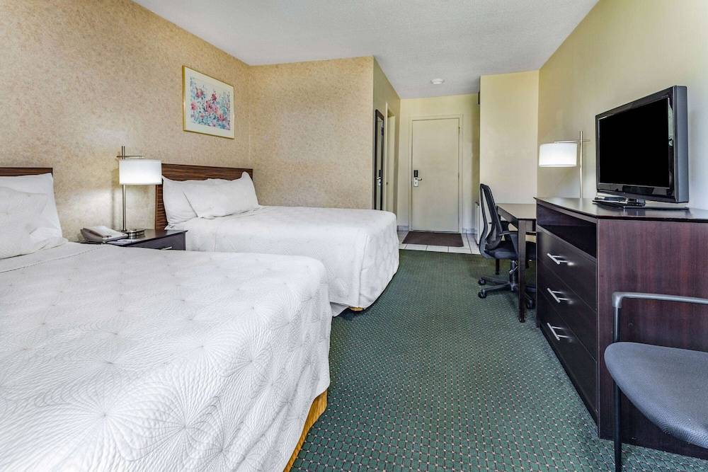 Travelodge by Wyndham Bracebridge 2
