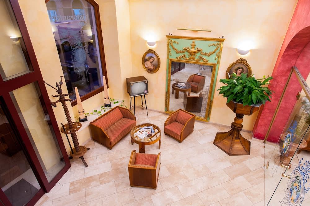 Hotel Flora 2