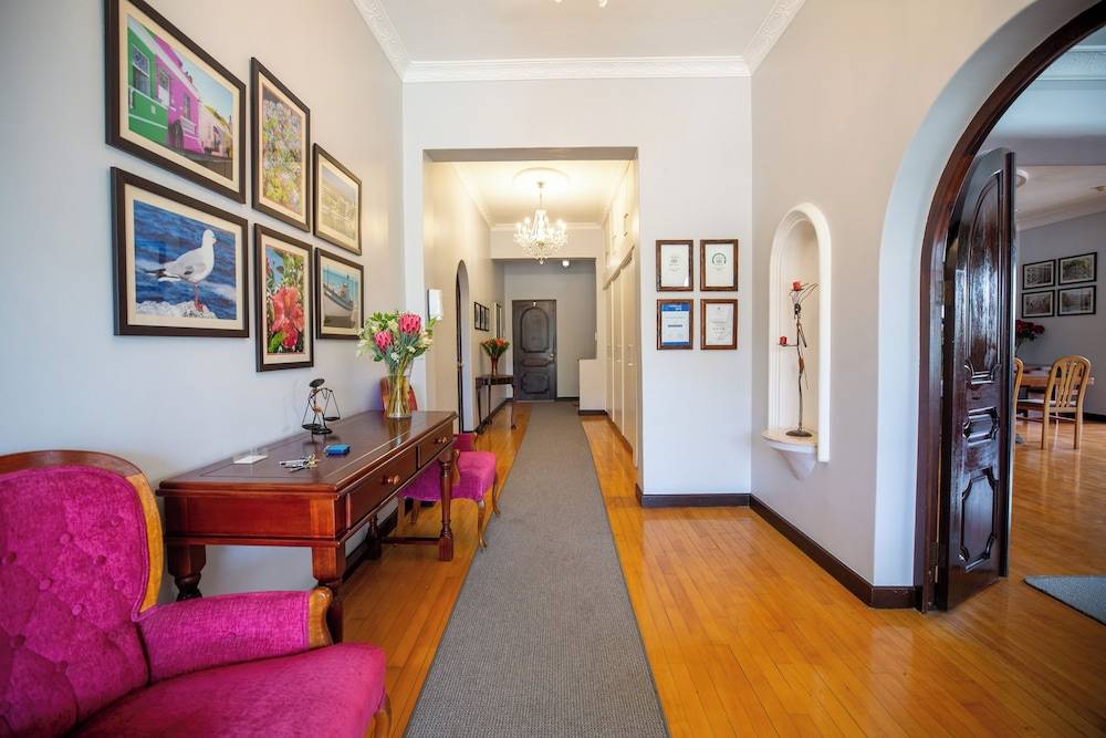 Sundown Manor Guest House 1