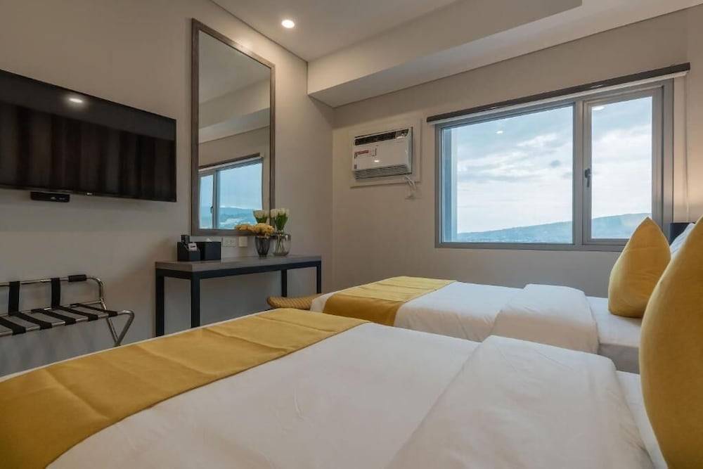 Bayfront Hotel Cebu Capitol Site 2