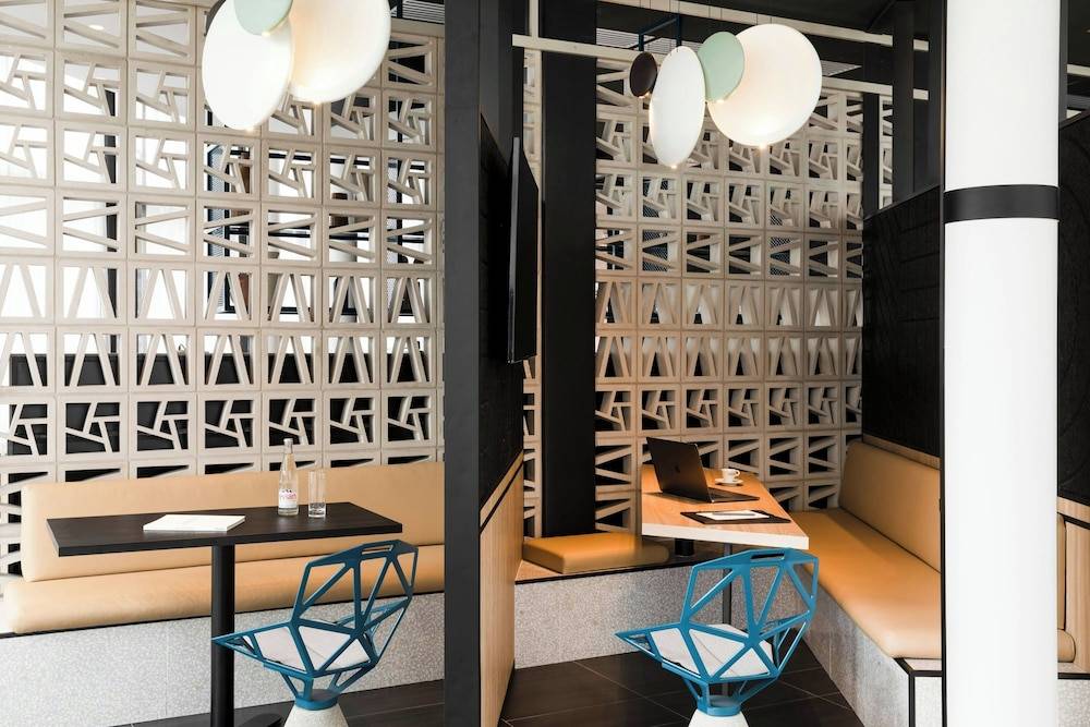 Courtyard by Marriott Paris Creteil 2