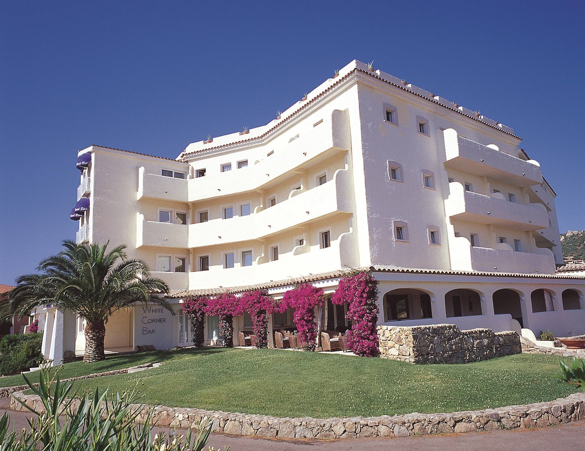 AHR Baja Hotel & Spa Cannigione 1