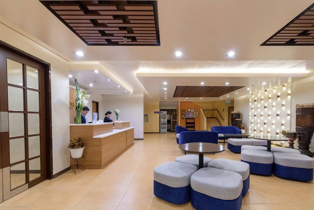 Microtel by Wyndham Davao 2