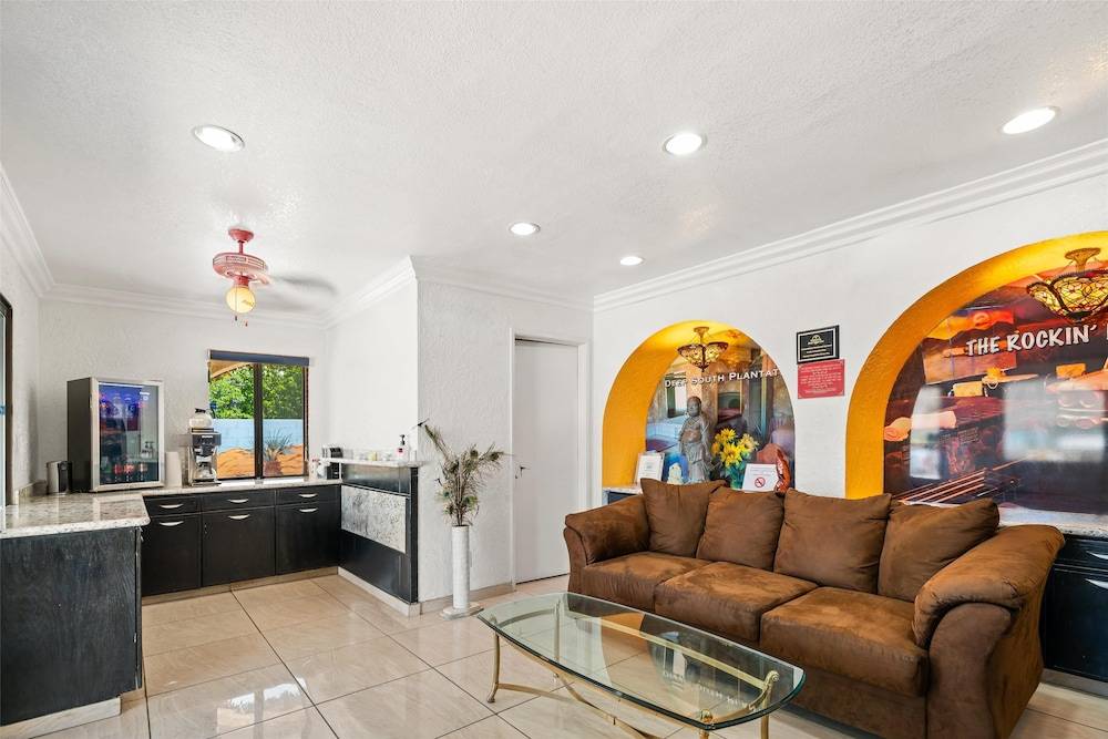 Americas Best Value Inn and Suites -Yucca Valley 2
