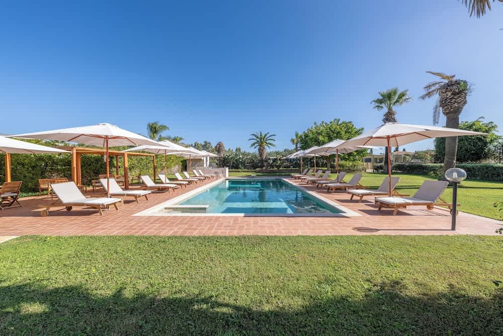 Villa Carlotta Resort 1